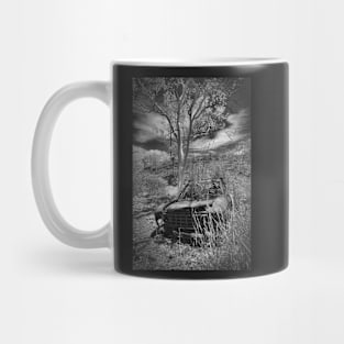 Bluebird in the bushes Mug